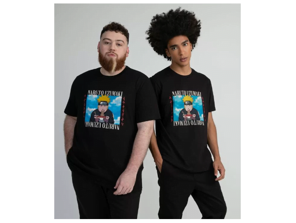 Promoção de Camiseta manga curta com estampa Naruto Preta
