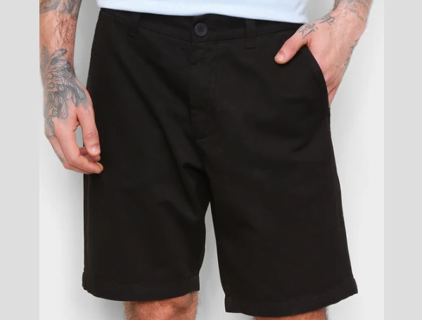 Promoção de Bermuda Sarja Hering Chino Masculina Preto
