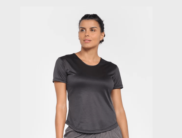 Promoção de Camiseta Gonew Dry Touch Fast Feminina Preta