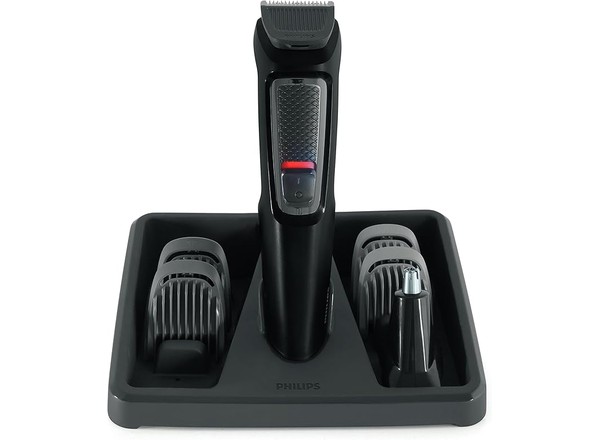 Aparador de Pelos Philips Multigroom MG3711 Bivolt